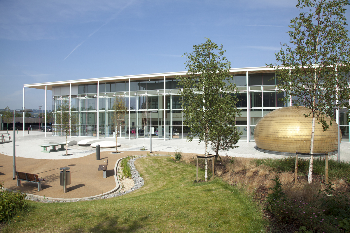 Hengrove leisure park building